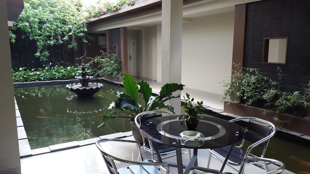 Jhoanie Hotel Tomohon Exterior photo